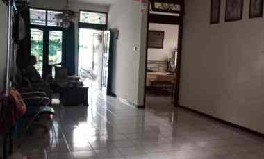 dijual rumah jl jati indah turangga