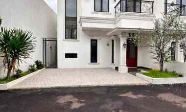 dijual rumah jl jatiwaringin