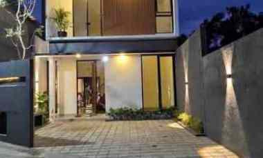Rumah Cantik 2 Lantai dekat Kampus Terpadu UII Yogyakarta