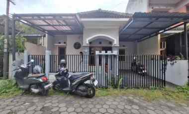 dijual rumah jl kaliurang km 6