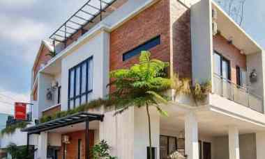 dijual rumah jl kaliurang km 6 kayen