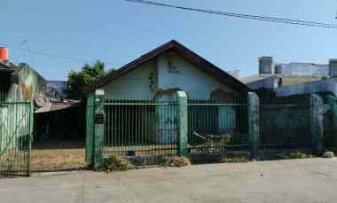 dijual rumah jl kapten pierre tendean