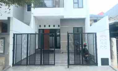 dijual rumah jl kelapa hijau pondok