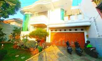 Rumah Dijual Ada Swimming Pool di Komplek Pondok Kelapa Indah Jakarta