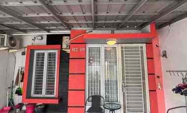 dijual rumah jl kemiri raya pd cabe