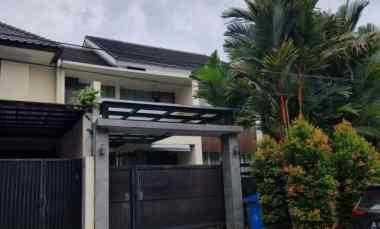 dijual rumah jl kencana indah pondok