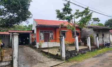 dijual rumah jl kenidai rt12 no90