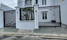 Rumah Minimalis Baru dalam Komplek dekat Jln Utama Kolonel Sugiono