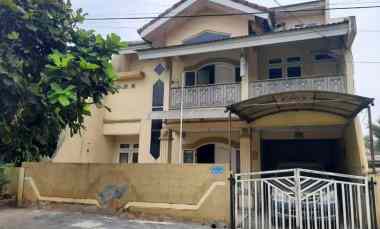 dijual rumah jl komplek bumi mas raya