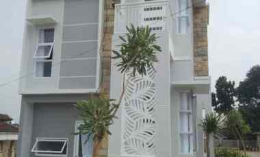 dijual rumah jl kramat asem