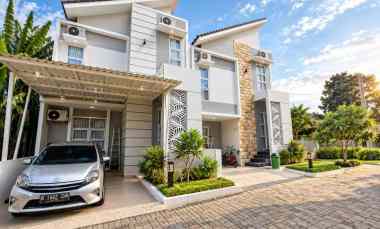 dijual rumah jl kramat asem no 36b
