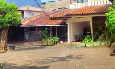 Rumah Lahan Bangunan Luas 2845m2 Lokasi Strategis di Lebak Bulus