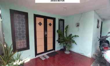 dijual rumah jl letjend s parman v waru