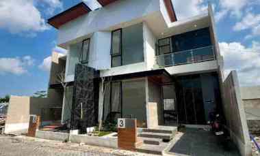 dijual rumah jl magelang