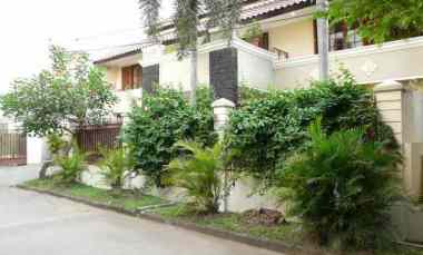 dijual rumah jl maleo