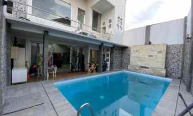 dijual rumah jl manjahlega