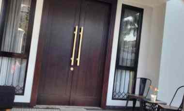 dijual rumah jl maribaya