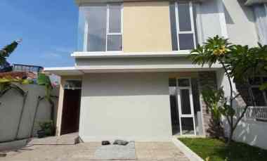 dijual rumah jl merkuri