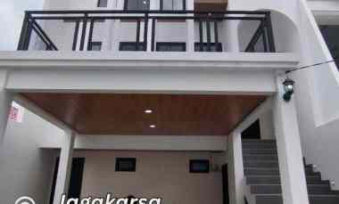 dijual rumah jl moch kahfi 1