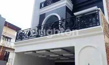 Dijual Rumah Brand New 3 Lantai di Moh. Kahfi 2, Jagakarsa