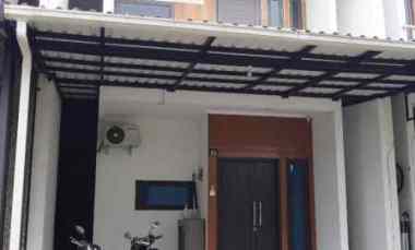 Rumah Cantik Full Furnished dalam Cluster di Pondok Gede Jatiwaringin