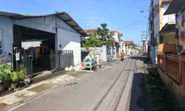 dijual rumah jl nangka