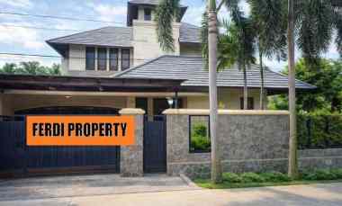 Rumah Mewah Full Marmer Kolam Renang dekat Station LRT Cibubur