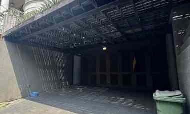 dijual rumah jl panglima polim kec