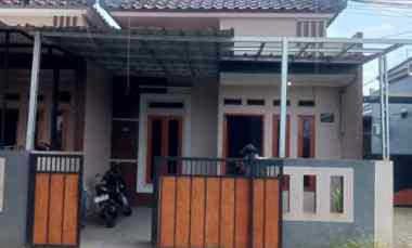 dijual rumah jl pasir putih bedahan
