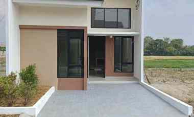dijual rumah jl pasir randu serang baru