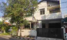 Rumah Hook Dua Lantai di Penjaringan Asri Daerah Rungkut