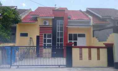 dijual rumah jl pertanian