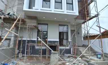 dijual rumah jl pondok hijau