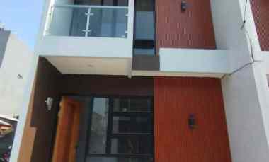 dijual rumah jl pondok kelapa duren