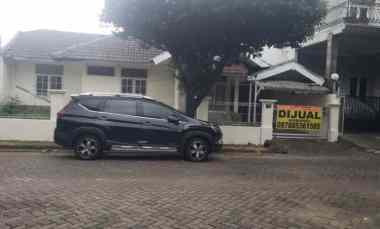 Dijual Cepat, Turun Harga Rumah di jl Pratama 4, Kemang Pratama 1