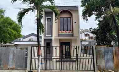 Rumah Dijual di Jl. Puncak Cikunir Jakasampurna Bekasi