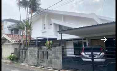dijual rumah jl rancamanyar turangga