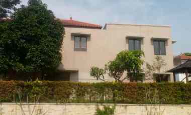 dijual rumah jl rancamaya utama