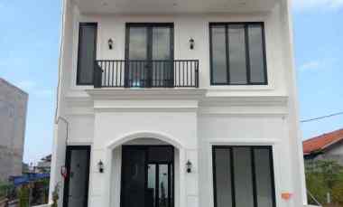 dijual rumah jl raya caman kalimalang