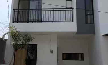 dijual rumah jl raya ciracas jakarta timur