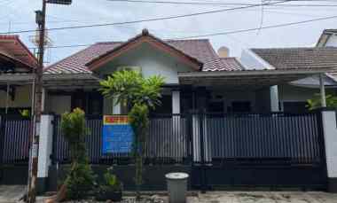 dijual rumah jl raya cirendeu ciputat
