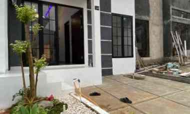 dijual rumah jl raya citayam
