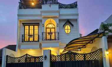 dijual rumah jl raya condet balekambang