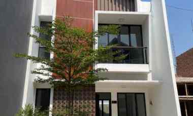 Rumah Baru Modern dalam Cluster di Cinere dekat ke Tol Brigif
