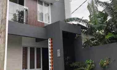 dijual rumah jl raya jaka mulya