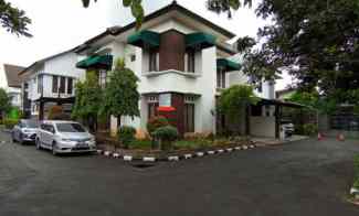 Rumah Dijual di Jl. raya Jatiwaringin Jakarta Timur