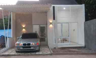 dijual rumah jl raya mess al rt 001 rw