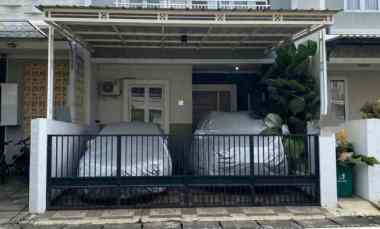 dijual rumah jl raya mustika sari