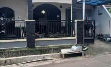 dijual rumah jl raya untung suropati
