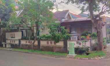 dijual rumah jl raya vila dago